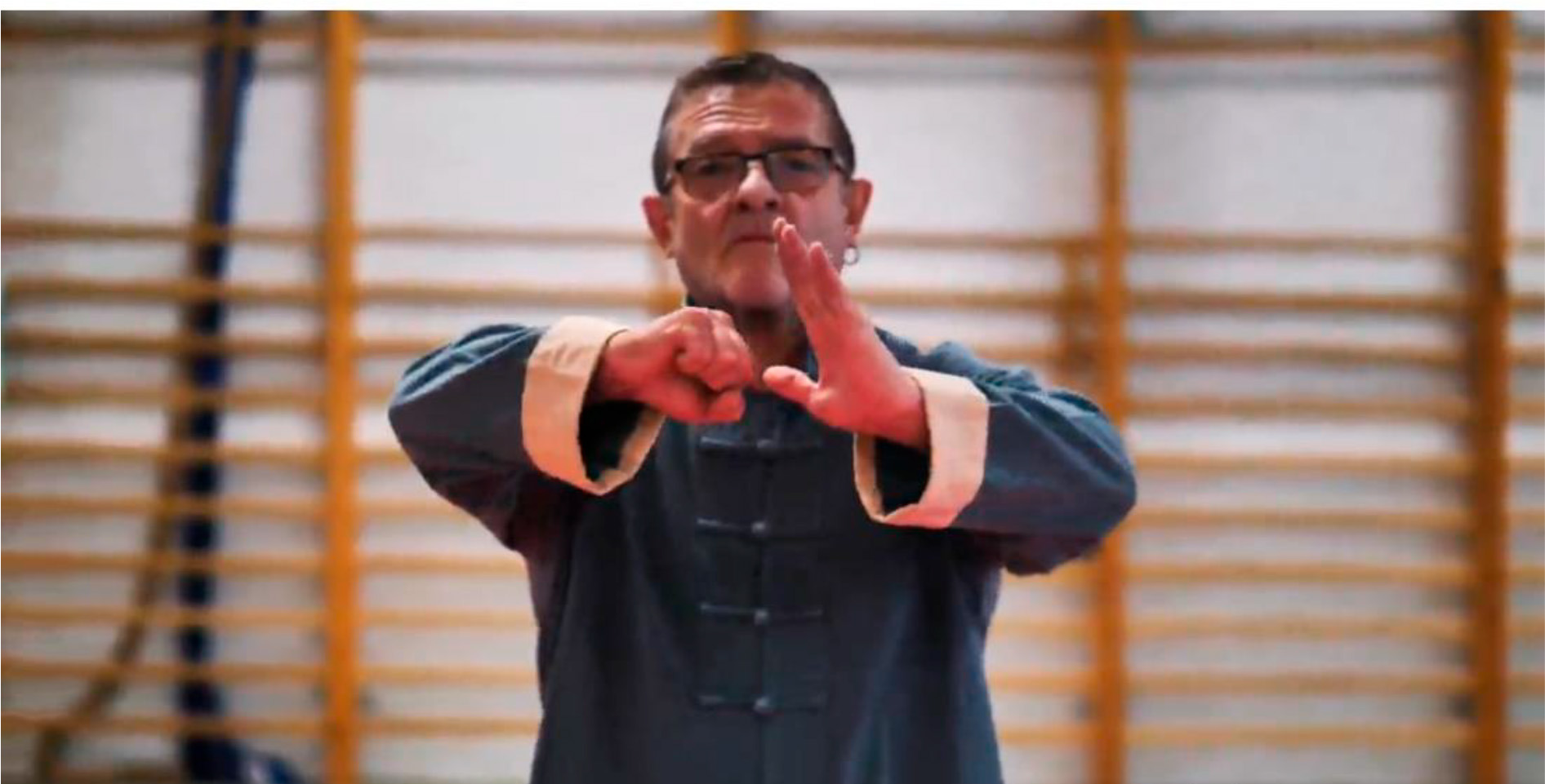 El Maestro Juan Cruz Izura galardonado como el mejor t&eacute;cnico masculino. Zizur Mayor 05-06-25